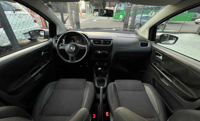 VW - VolksWagen Fox PRIME/Higli. 1.6 Total Flex 8V 5p 2011 Flex-6