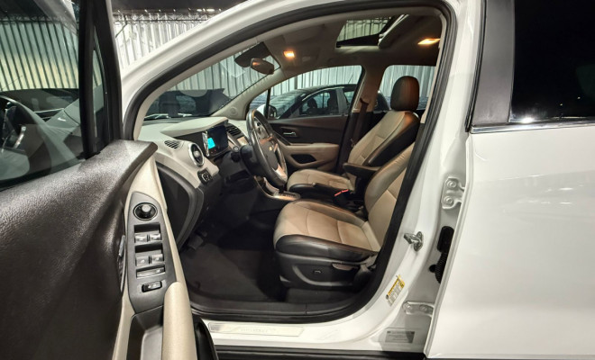 GM - Chevrolet TRACKER LTZ 1.8 16V Flex 4x2 Aut. 2014 Flex-9