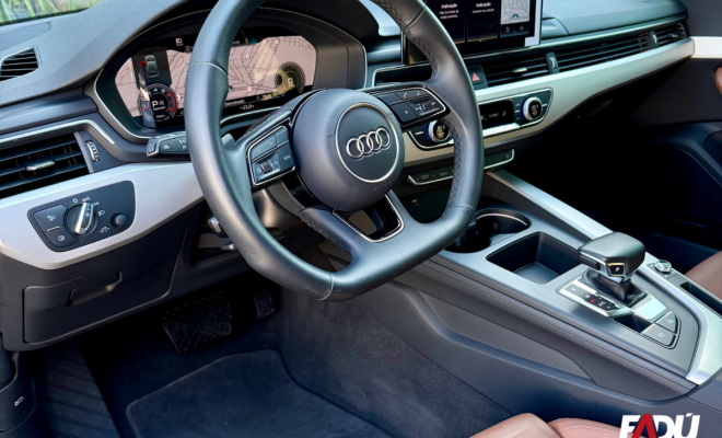 Audi A5 Sportback S-Line 2.0 TFSI S-tronic 2023 Gasolina-2
