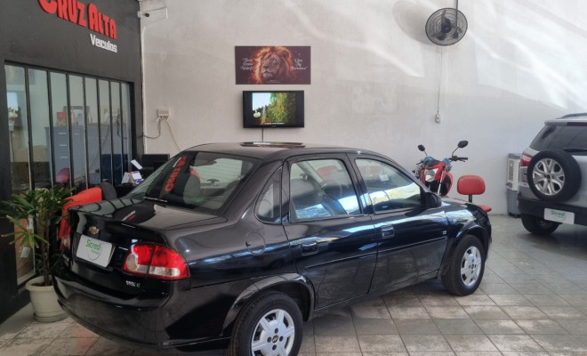 GM - Chevrolet Classic Life/LS 1.0 VHC FlexP. 4p 2011 Flex-4