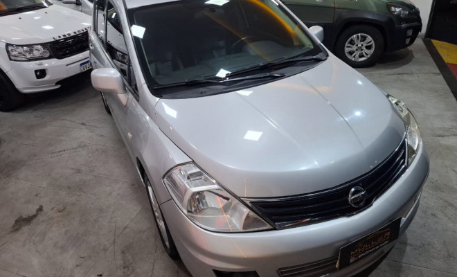 Nissan TIIDA SL 1.8 Flex 16V Aut. 2013 + Teto + Couro-21