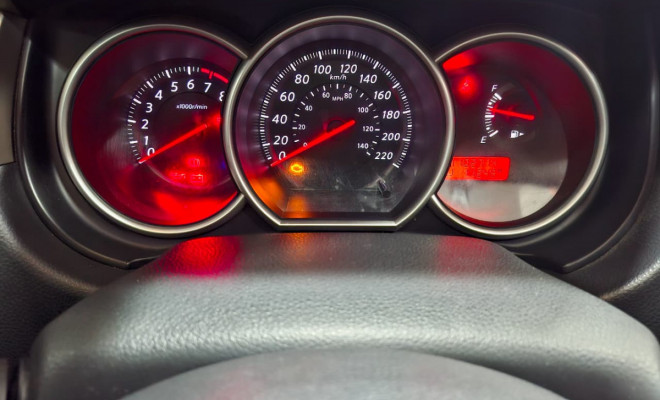 Nissan TIIDA SL 1.8 Flex 16V Aut. 2013 + Teto + Couro-17