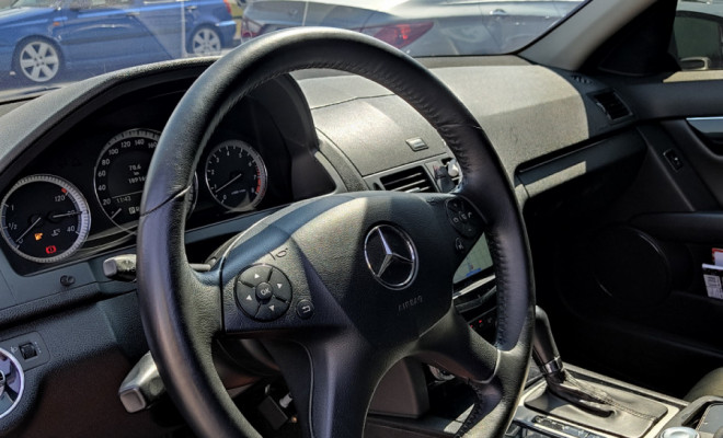 Mercedes-Benz C-180 CGI Classic 1.8 16V 156cv Aut. 2011 Gasolina-6