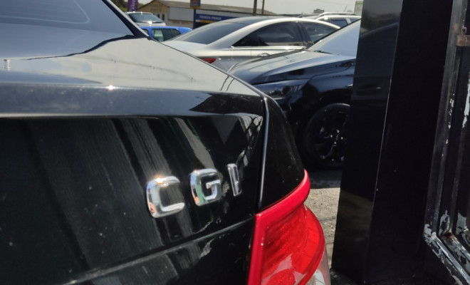 Mercedes-Benz C-180 CGI Classic 1.8 16V 156cv Aut. 2011 Gasolina-11