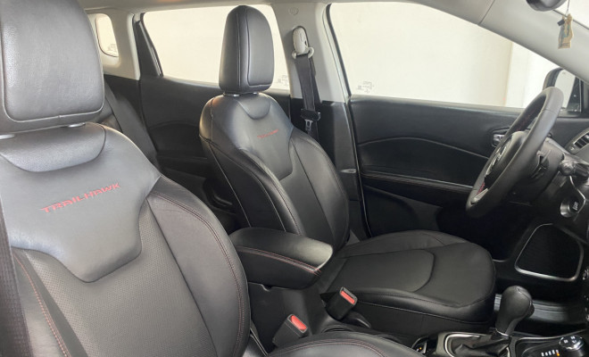 Jeep COMPASS TRAILHAWK 2.0 4x4 Dies. 16V Aut. 2017-8