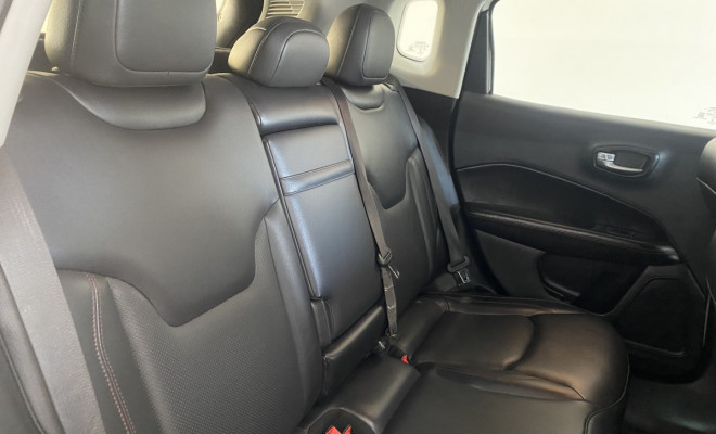 Jeep COMPASS TRAILHAWK 2.0 4x4 Dies. 16V Aut. 2017-10