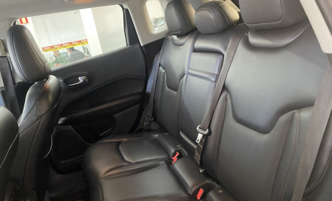 Jeep COMPASS TRAILHAWK 2.0 4x4 Dies. 16V Aut. 2017-9