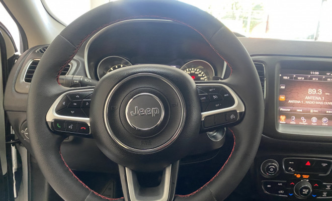 Jeep COMPASS TRAILHAWK 2.0 4x4 Dies. 16V Aut. 2017-11