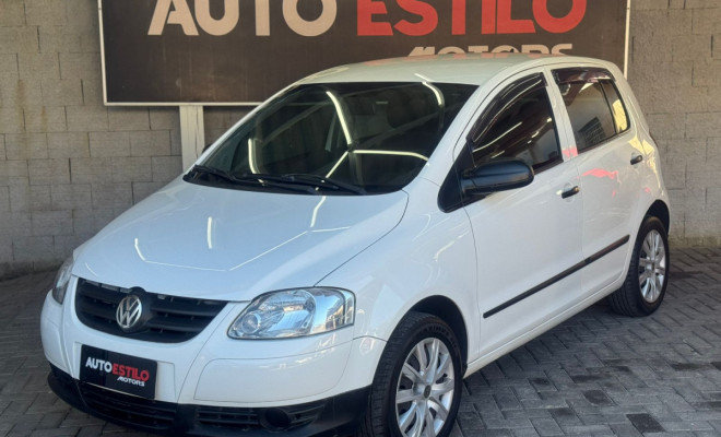 VW - VolksWagen Fox 1.0 Mi Total Flex 8V 5p 2010 Flex-0