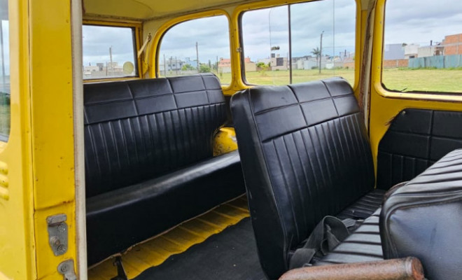 Ford Willys Rural 1973 Gasolina-10