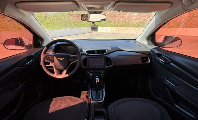 GM - Chevrolet ONIX HATCH LTZ 1.4 8V FlexPower 5p Mec. 2015 Flex-5