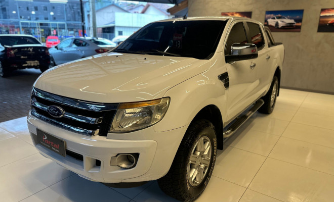 Ford Ranger XLT 2.5 16V 4x2 CD Flex 2013 Flex-2