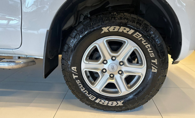 Ford Ranger XLT 2.5 16V 4x2 CD Flex 2013 Flex-8