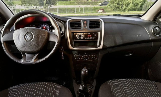 Renault SANDERO Authentique 1.0 Flex - 2018-10
