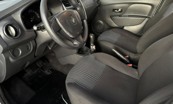 Renault SANDERO Authentique 1.0 Flex - 2018-9