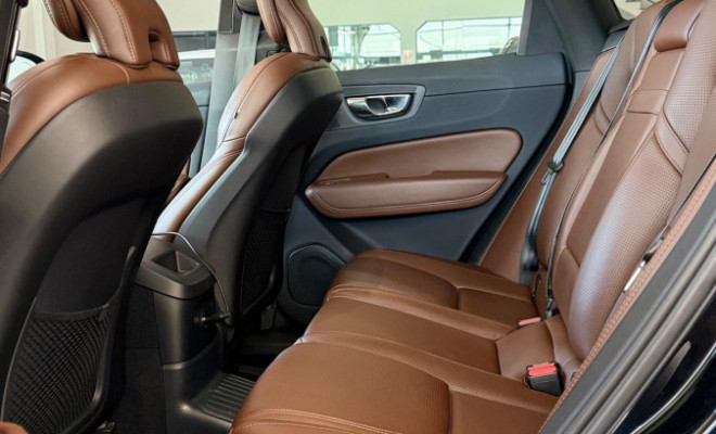 Volvo XC 60 T-8 INSCRIPTION 2.0 (Híbrido) 2020 Elétrico-11