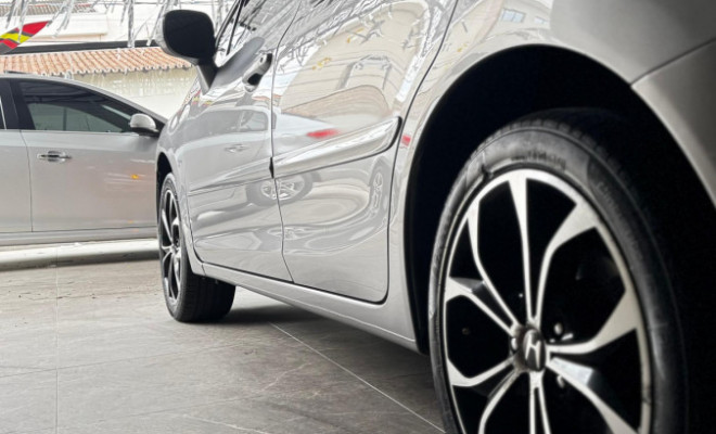 Honda Civic Sed. LXL/ LXL SE 1.8 Flex 16V Aut. 2012 Flex-3