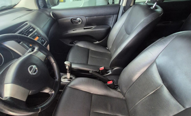 Nissan LIVINA GRAND SL 1.8 16V Flex Fuel Aut. 2012 Flex-2