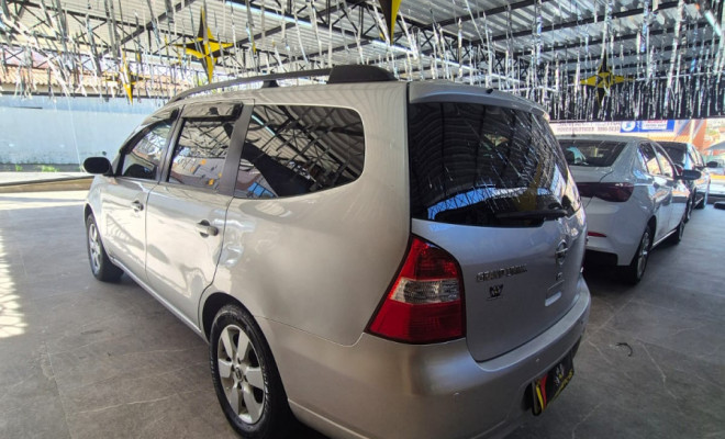 Nissan LIVINA GRAND SL 1.8 16V Flex Fuel Aut. 2012 Flex-5