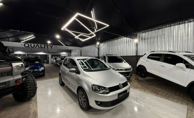 VW - VolksWagen Fox Rock in Rio 1.6 Mi Total Flex 8V 5p 2014 Flex