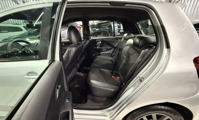 VW - VolksWagen Fox Rock in Rio 1.6 Mi Total Flex 8V 5p 2014 Flex-10