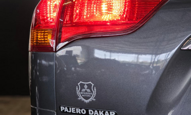 Mitsubishi Pajero DAKAR 3.2 4x4 T.I. Dies. 5p Aut. 2013 Diesel-6