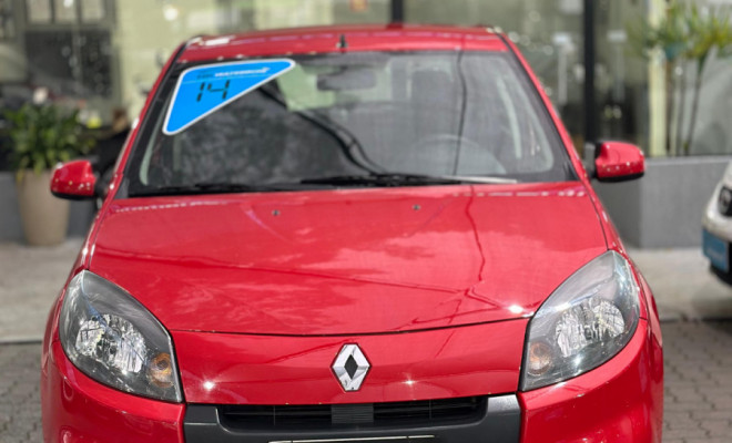 Renault SANDERO Expression Hi-Flex 1.0 16V 5p 2014 Flex