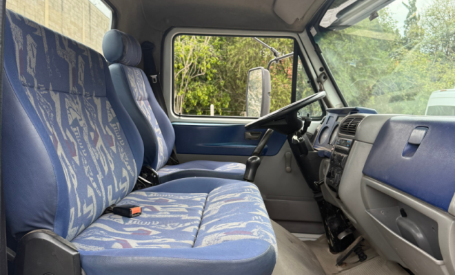 VOLKSWAGEN 13-180 E Constellation 3-Eixos 2p (die.) 2010 Diesel-10