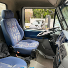 VOLKSWAGEN 13-180 E Constellation 3-Eixos 2p (die.) 2010 Diesel-9