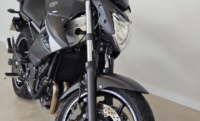 YAMAHA XJ6 N SP 2015 Gasolina-2
