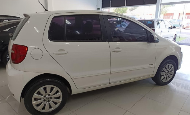 VW - VolksWagen Fox 1.0 Mi Total Flex 8V 5p 2014 Flex-6