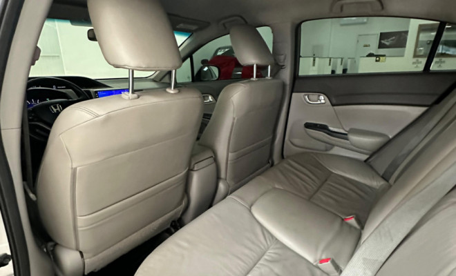 Honda Civic Sedan LXR 2.0 Flexone 16V Aut. 4p 2014 Flex-11