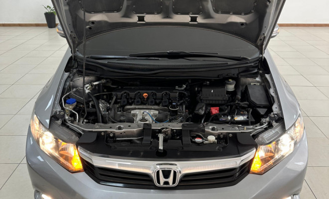 Honda Civic Sedan LXR 2.0 Flexone 16V Aut. 4p 2014 Flex-10