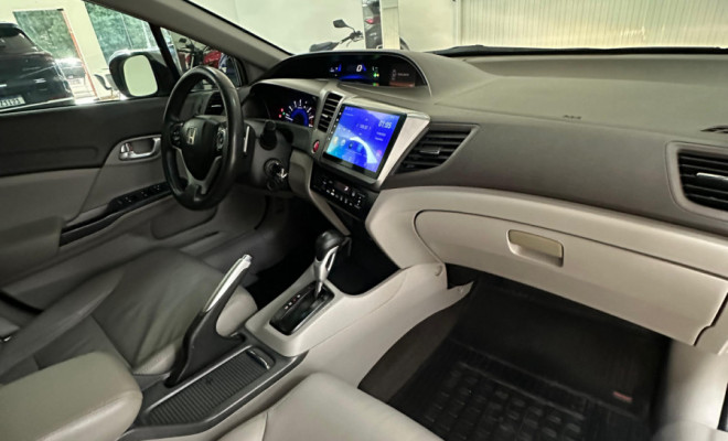 Honda Civic Sedan LXR 2.0 Flexone 16V Aut. 4p 2014 Flex-5