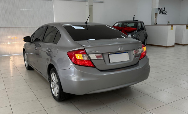 Honda Civic Sedan LXR 2.0 Flexone 16V Aut. 4p 2014 Flex-15