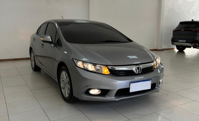 Honda Civic Sedan LXR 2.0 Flexone 16V Aut. 4p 2014 Flex