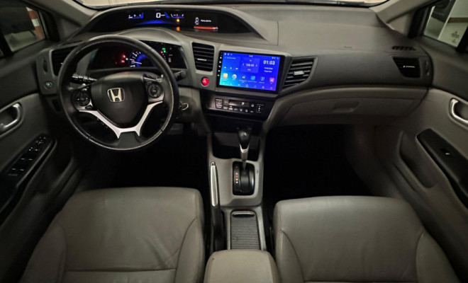 Honda Civic Sedan LXR 2.0 Flexone 16V Aut. 4p 2014 Flex-4