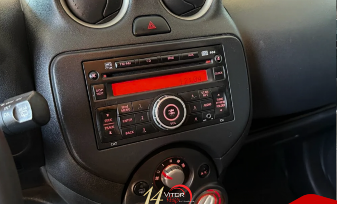 Nissan MARCH SV 1.6 16V Flex Fuel 2014 Flex-6