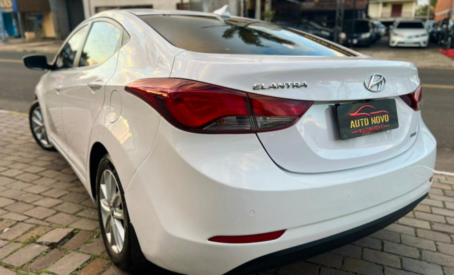 Hyundai Elantra GLS 2.0 16V Flex Aut. 2015 Flex-2