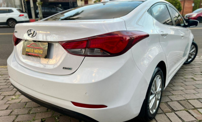 Hyundai Elantra GLS 2.0 16V Flex Aut. 2015 Flex-4