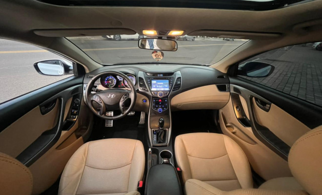 Hyundai Elantra GLS 2.0 16V Flex Aut. 2015 Flex-8