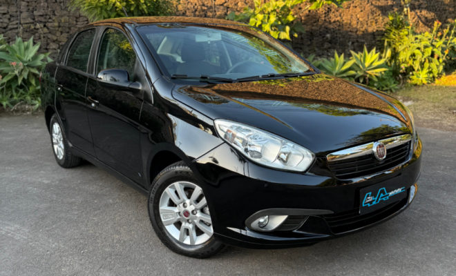 Fiat Grand Siena ATTRAC. 1.4 EVO F.Flex 8V 2013 Flex-3