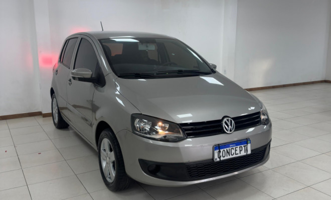 VW - VolksWagen Fox 1.0 Mi Total Flex 8V 5p 2014 Flex-1