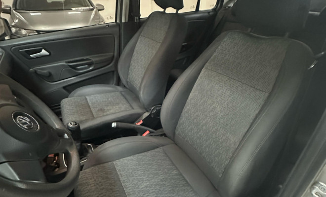 VW - VolksWagen Fox 1.0 Mi Total Flex 8V 5p 2014 Flex-4
