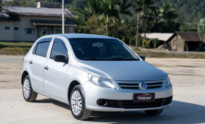 VW - VolksWagen Gol (novo) 1.0 Mi Total Flex 8V 4p 2010 Flex