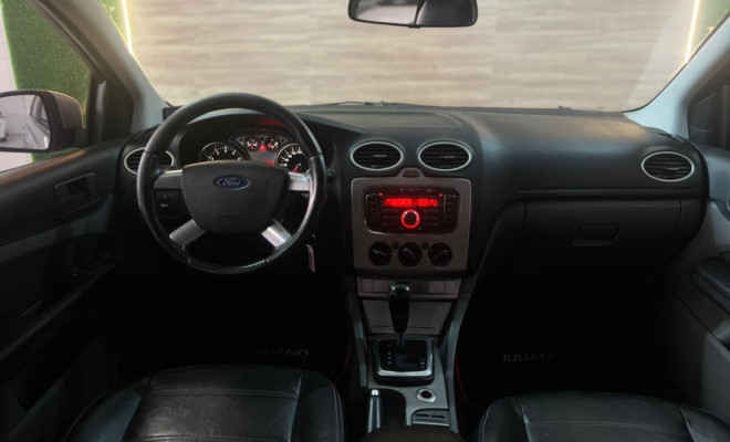 Ford Focus 2.0 16V/SE/SE Plus Flex 5p Aut. 2011 Flex-4