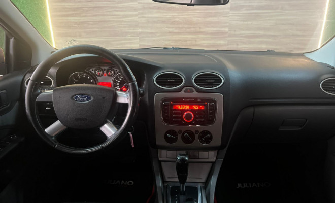Ford Focus 2.0 16V/SE/SE Plus Flex 5p Aut. 2011 Flex-5