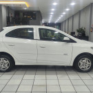 GM - Chevrolet ONIX HATCH LT 1.0 8V FlexPower 5p Mec. 2015 Flex-6