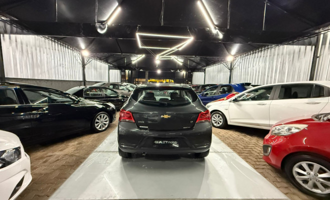 GM - Chevrolet ONIX HATCH LT 1.0 8V FlexPower 5p Mec. 2019 Flex-3