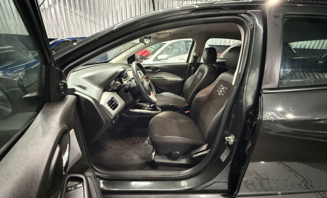 GM - Chevrolet ONIX HATCH LT 1.0 8V FlexPower 5p Mec. 2019 Flex-9